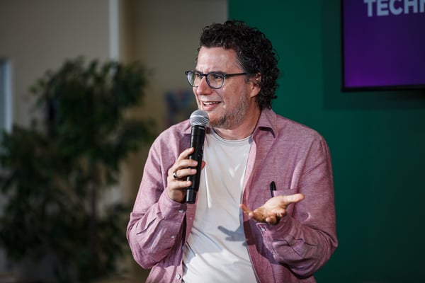 Miles Cull / Snappr News