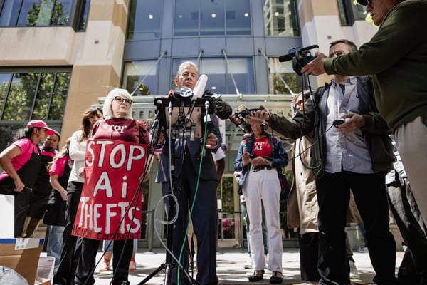 Miles Cull / Snappr News