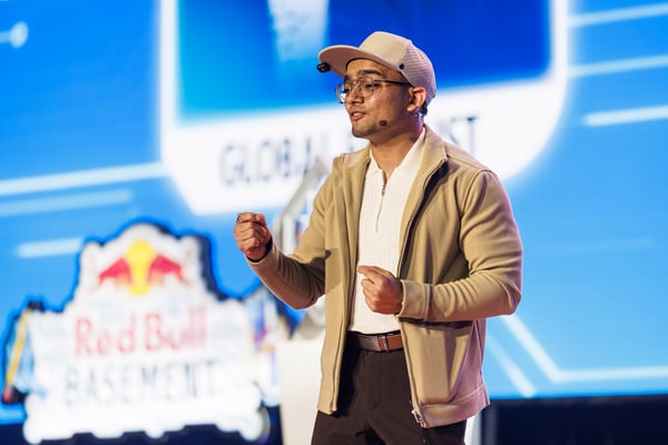 Miles Cull / Snappr News