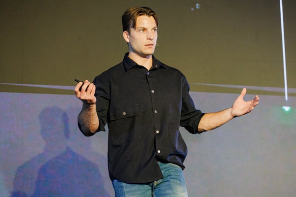 Miles Cull / Snappr News